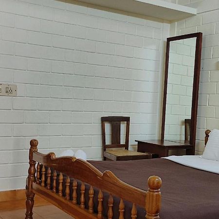 Kuttichira Heritage Home Alappuzha Exterior photo